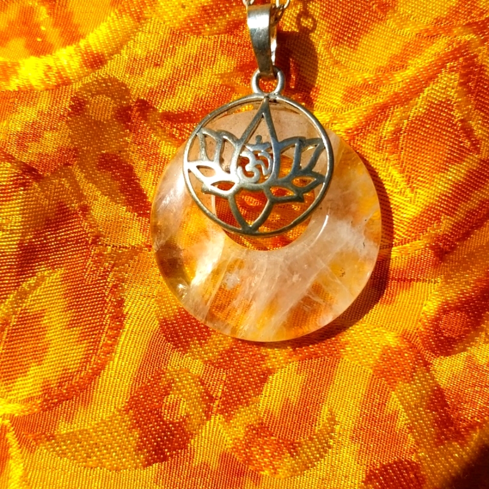 Silver lotus flower on high gloss quartz